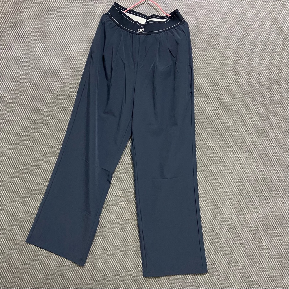 ALO Yoga Wide-Leg Navy Performance Pants